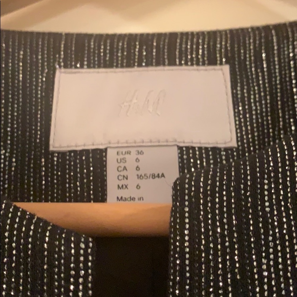 H&M blazer - Picture 2 of 3